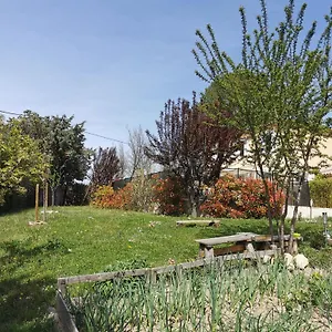 Appartement Independant A 2 Minutes Du Golf Du Luberon, Pierrevert
